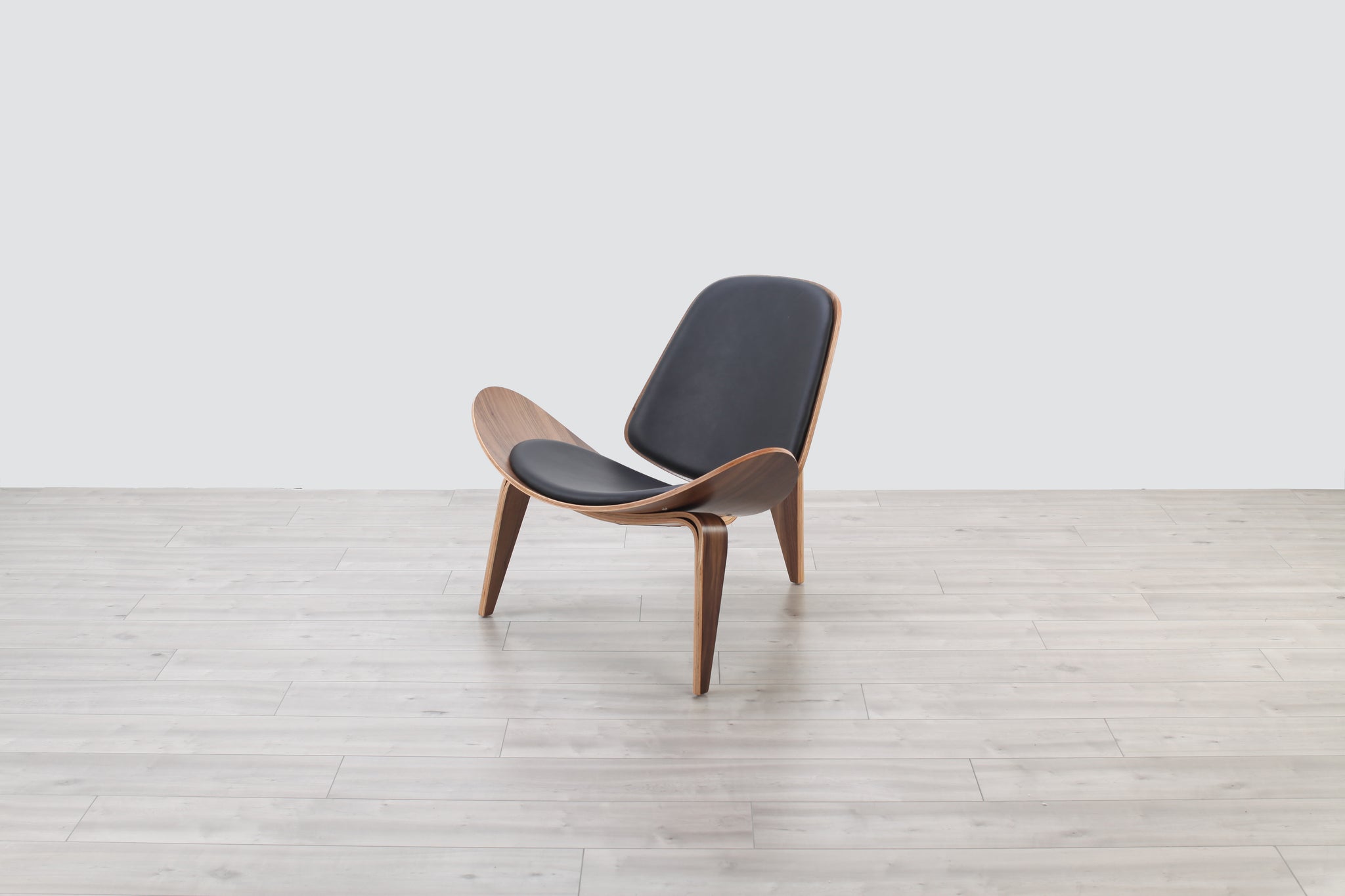 Shell Walnut Chair – Modern Concept