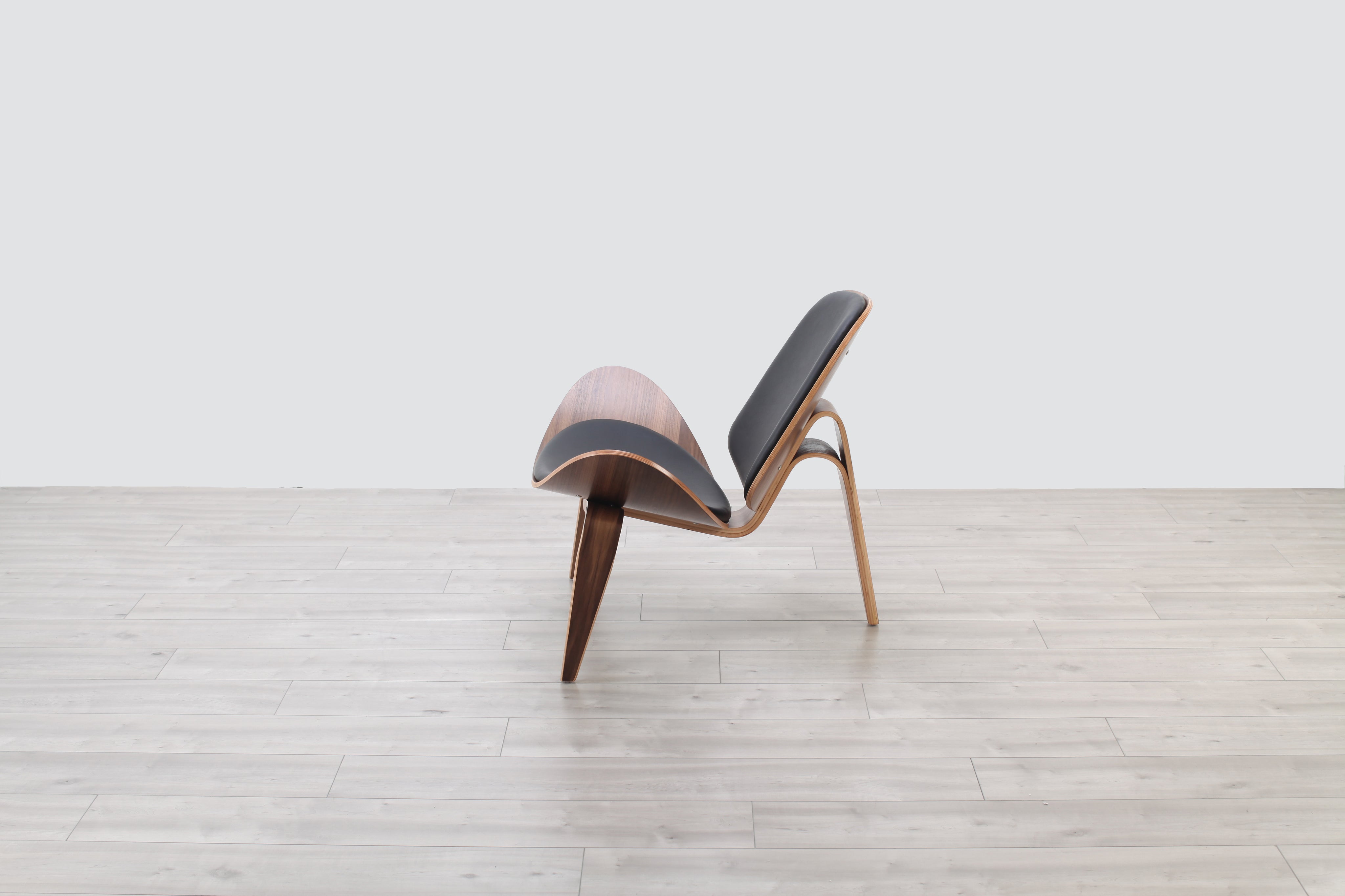 Shell Walnut Chair – Modern Concept