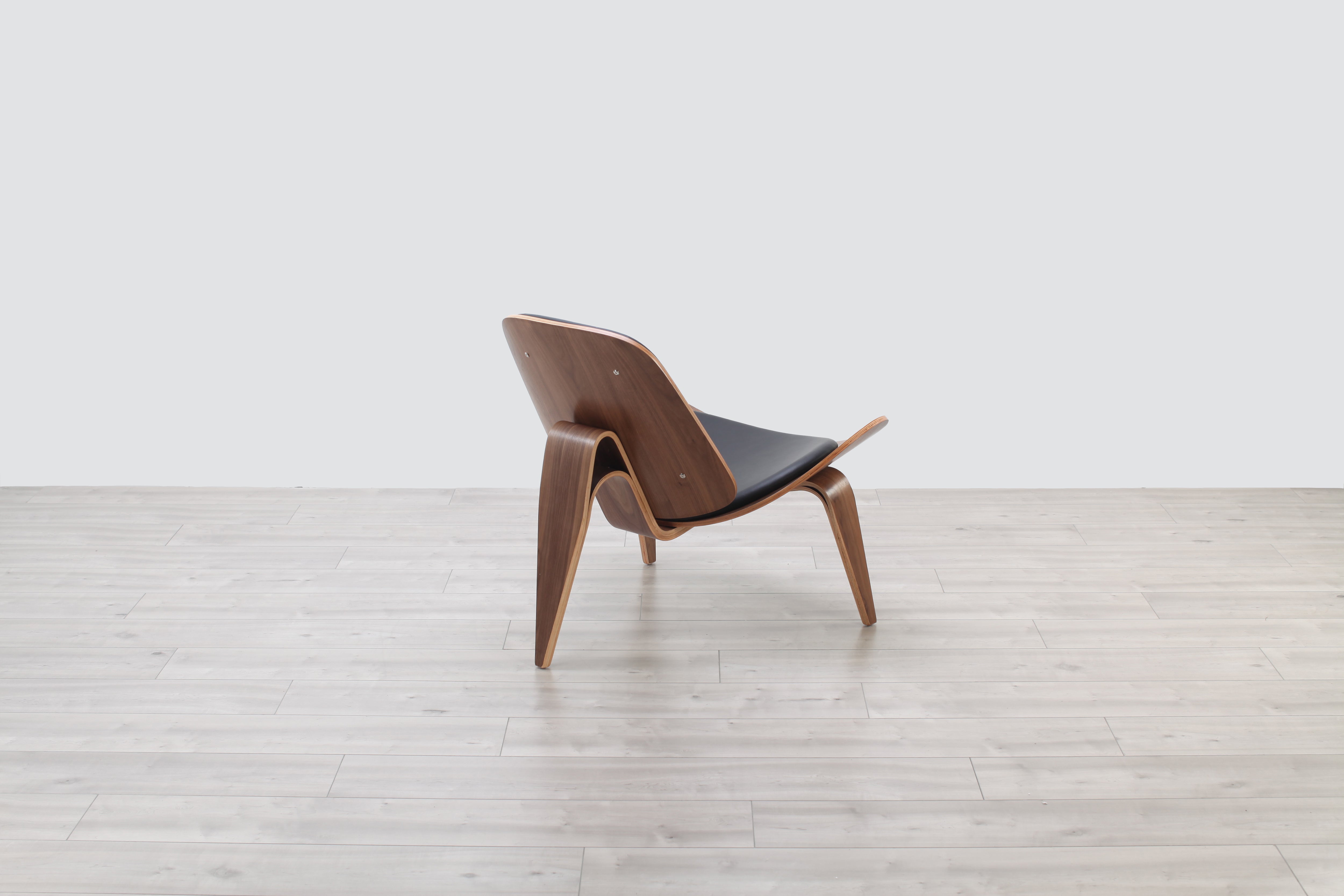 Shell Walnut Chair – Modern Concept