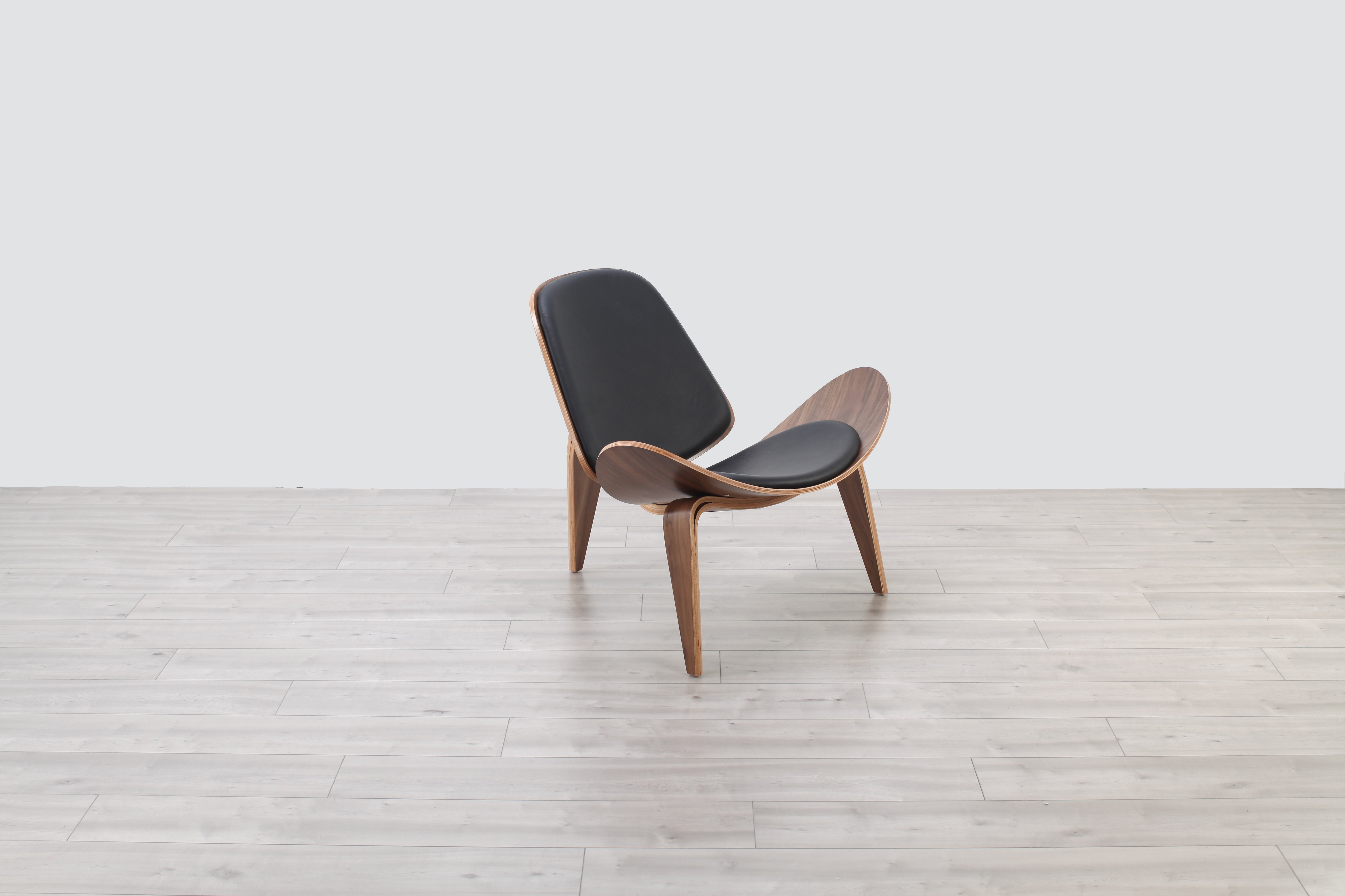 Shell Walnut Chair – Modern Concept
