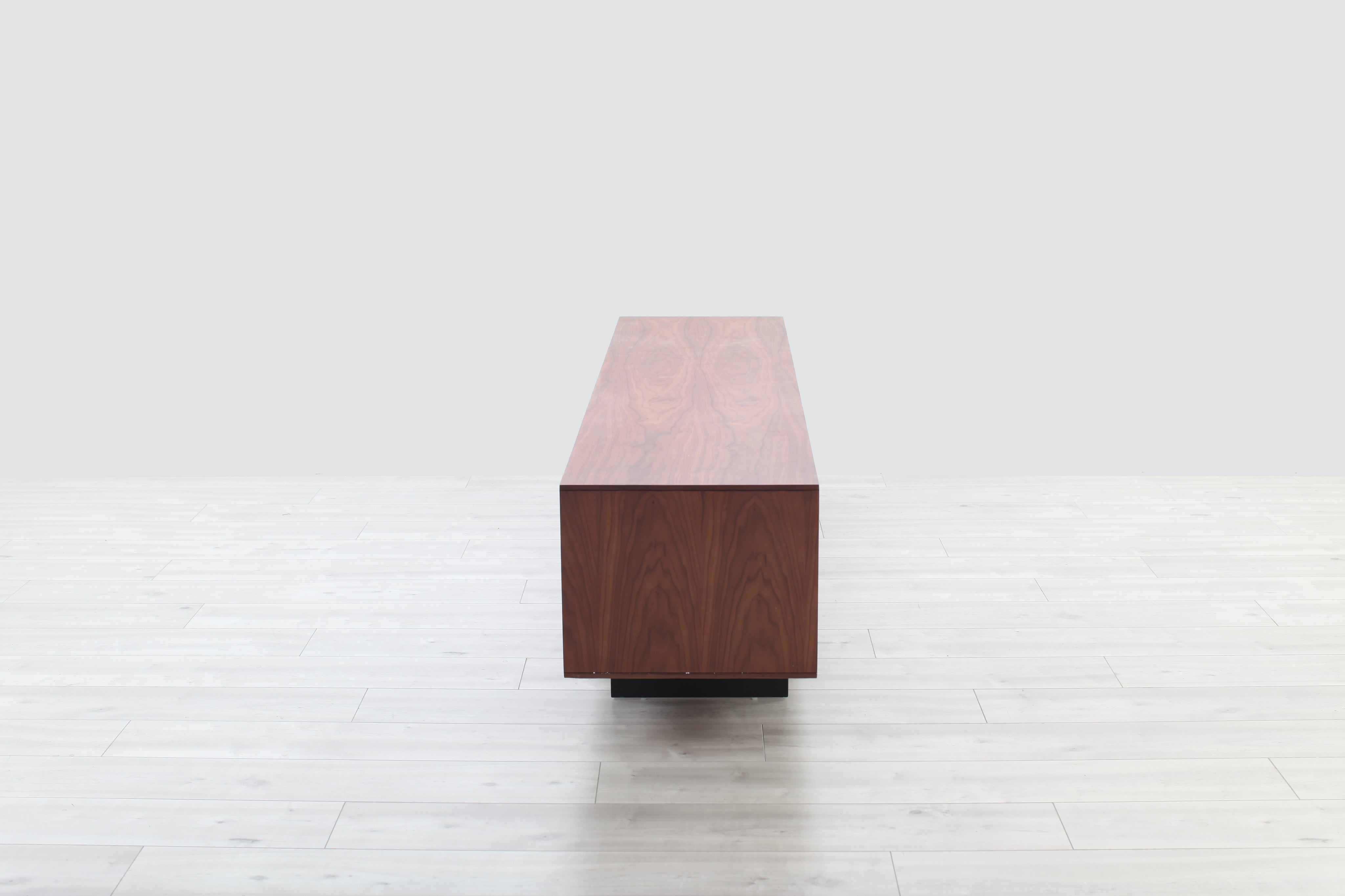 Riley Modern Walnut TV Stand – Modern Concept