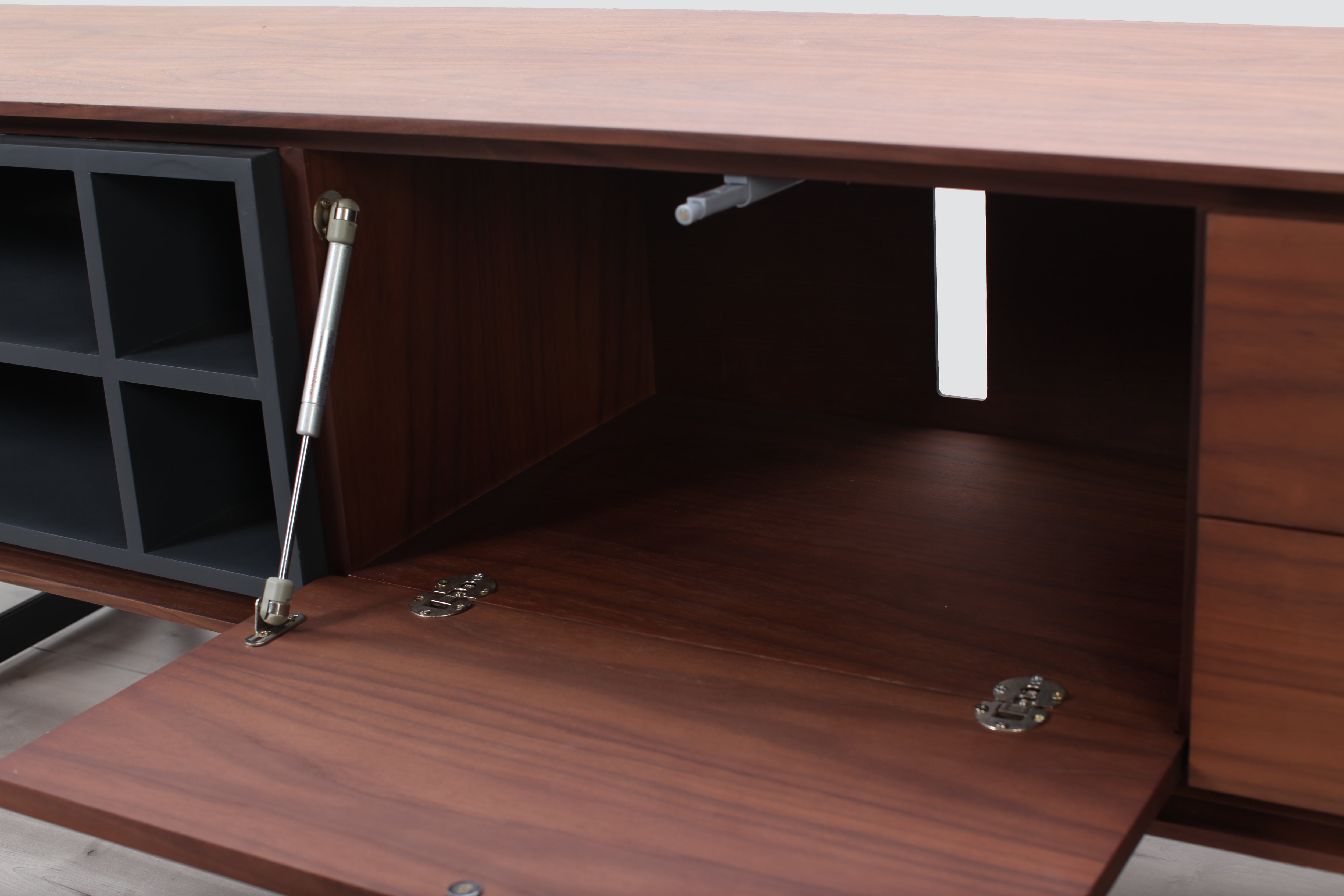 Riley Modern Walnut TV Stand – Modern Concept